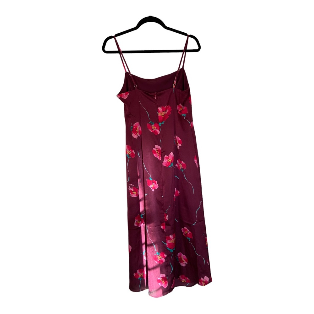 Beautiful dress new without tag, it’s size M - Picture 2 of 3